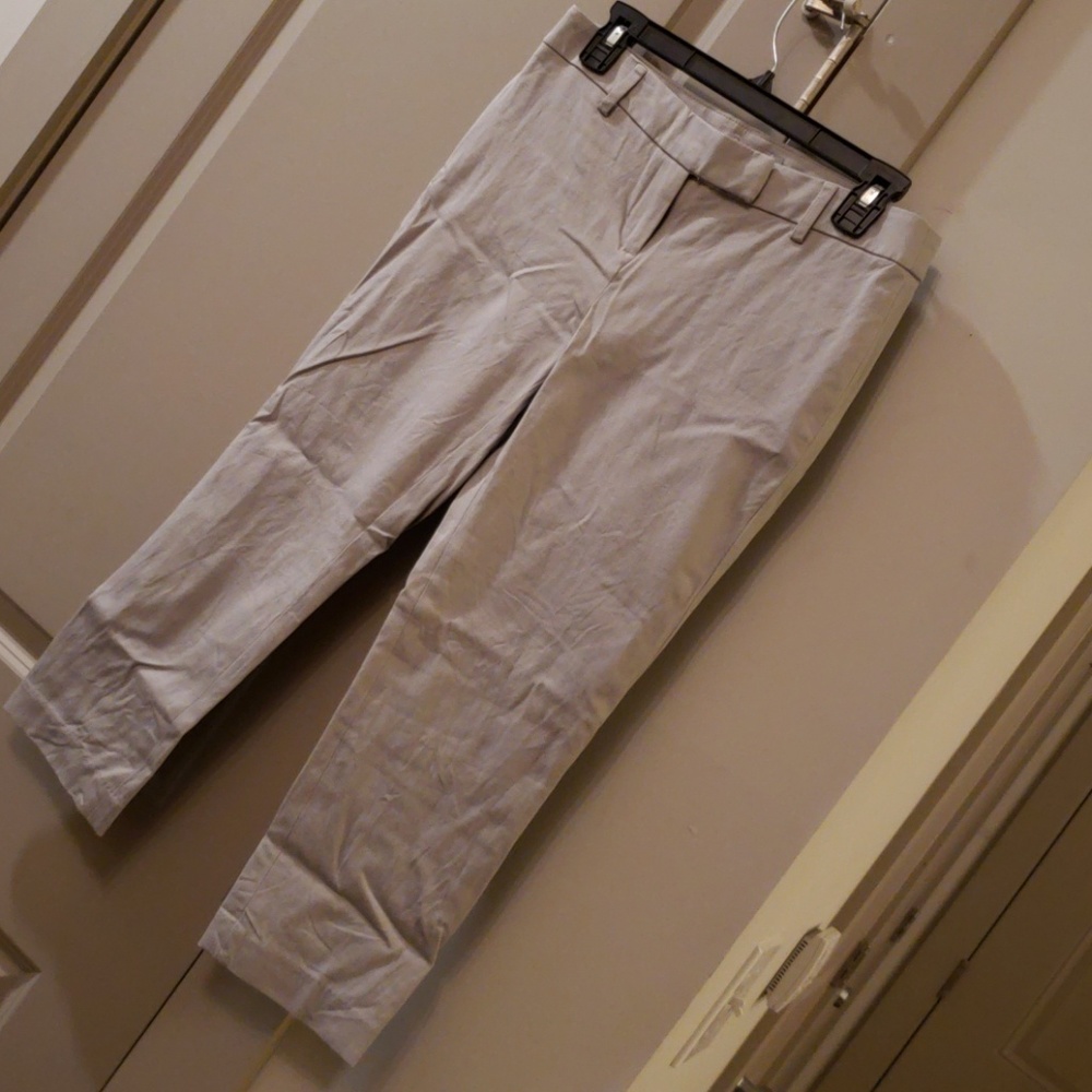 SOLD Gray capris
